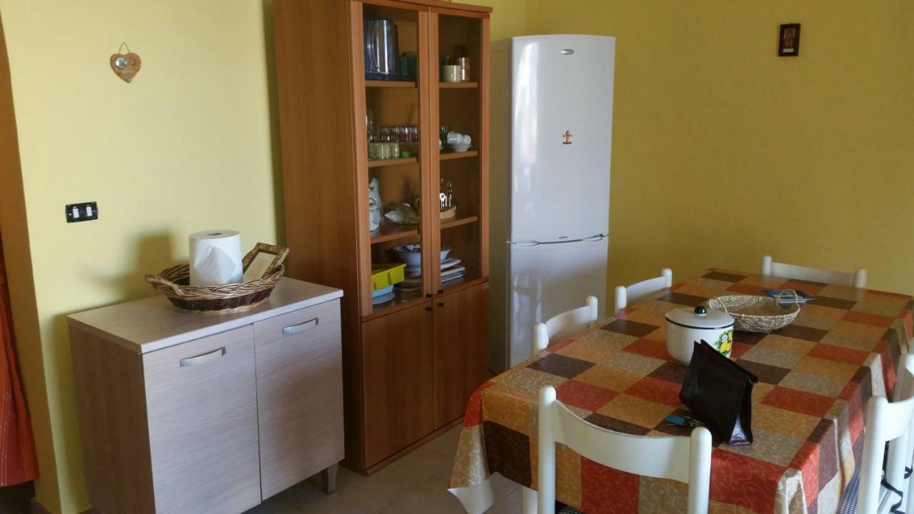 Casa Vacanza Via Lazio Torre Lapillo Esterno foto